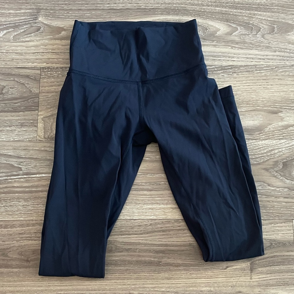 Navy Lululemon Wunder Unders
